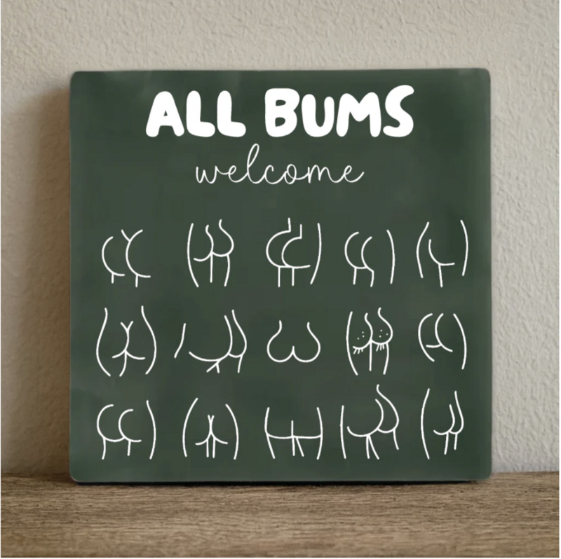 All Bums Welcome van Atelier Émoi — foto 1