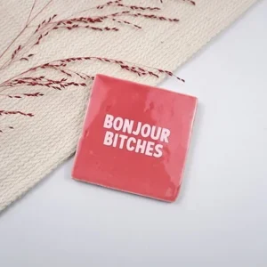 Bonjour Bitches van Atelier Émoi — foto 1